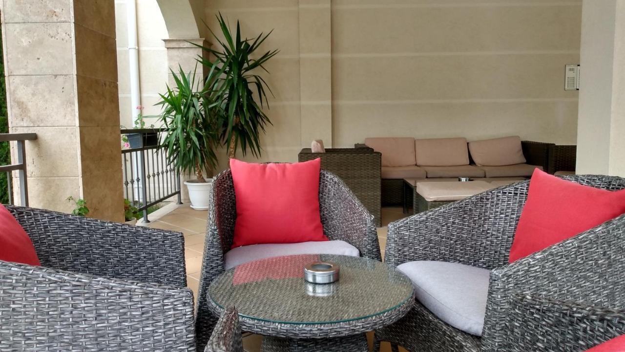 Sorrento Sole Mare Lejlighedshotel Sveti Vlas Eksteriør billede