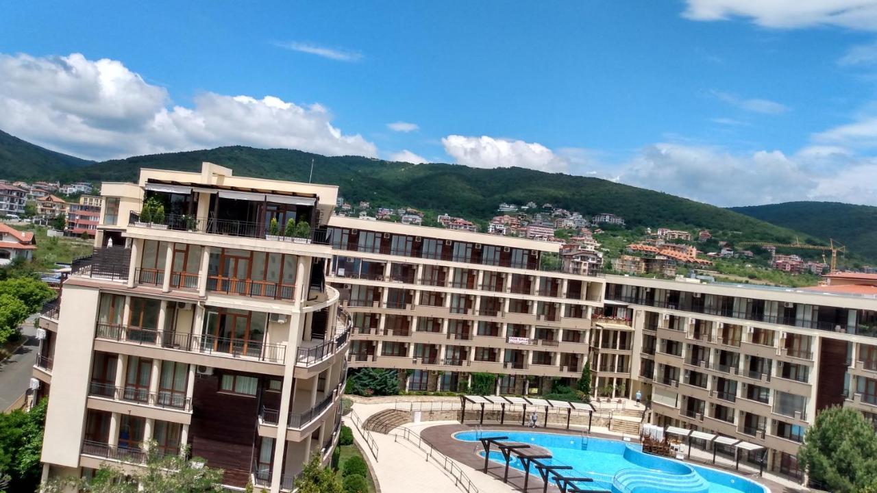 Sorrento Sole Mare Lejlighedshotel Sveti Vlas Eksteriør billede