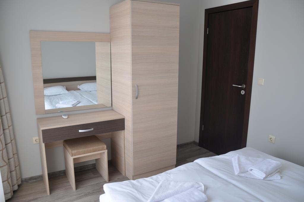 Sorrento Sole Mare Lejlighedshotel Sveti Vlas Eksteriør billede