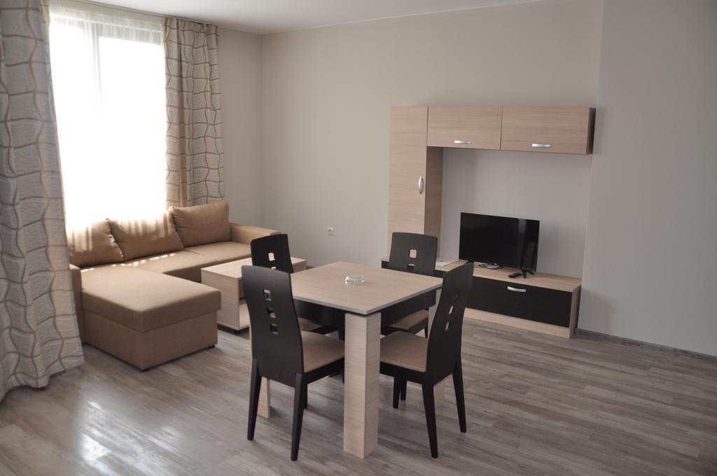 Sorrento Sole Mare Lejlighedshotel Sveti Vlas Eksteriør billede