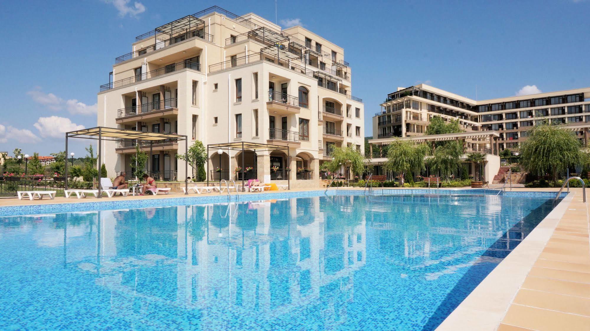 Sorrento Sole Mare Lejlighedshotel Sveti Vlas Eksteriør billede